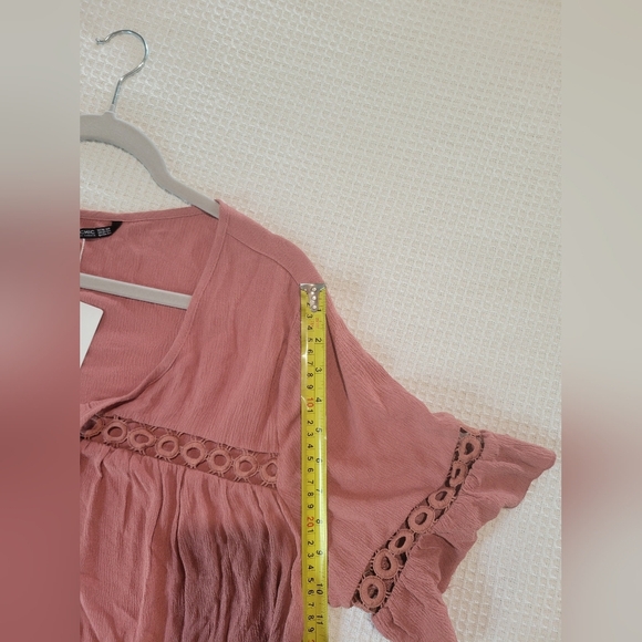 Bloomchic Women's Top with Lace Detail - Picture 9 of 10